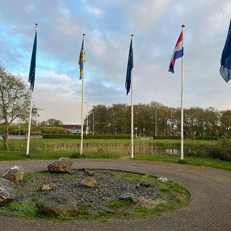 Appartement Ut & Thus, Resort Amelander Kaap Hollum  Bagian luar foto