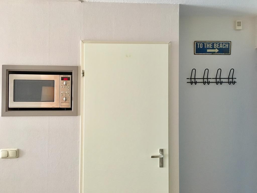 Appartement Ut & Thus, Resort Amelander Kaap Hollum  Bagian luar foto