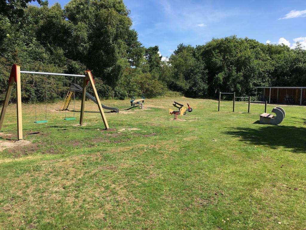 Appartement Ut & Thus, Resort Amelander Kaap Hollum  Bagian luar foto