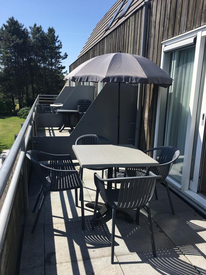 Appartement Ut & Thus, Resort Amelander Kaap Hollum  Bagian luar foto