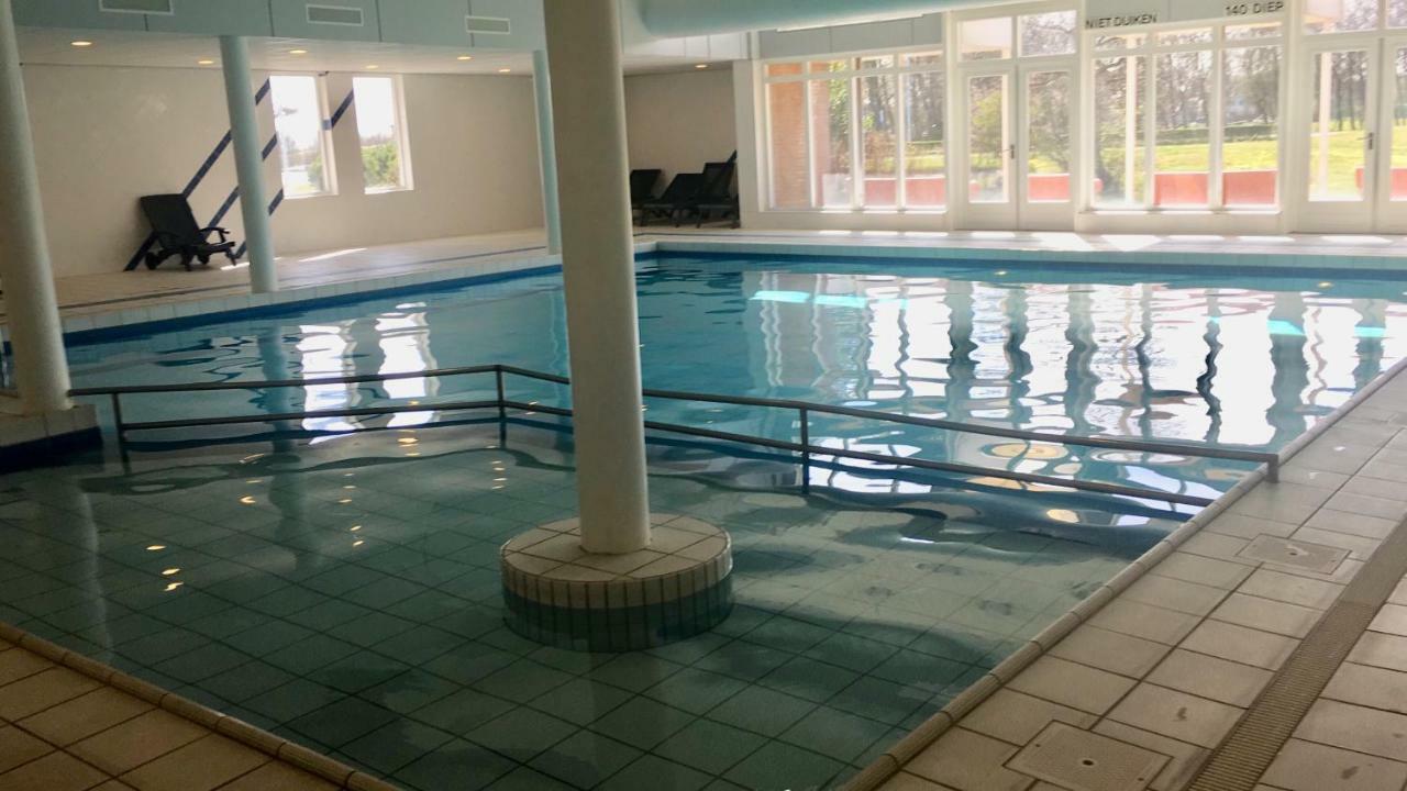 Appartement Ut & Thus, Resort Amelander Kaap Hollum  Bagian luar foto